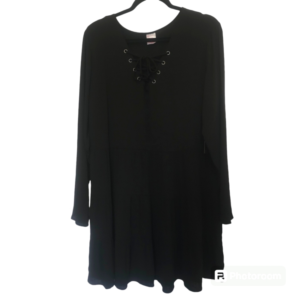 No boundaries women's back long sleeve tiered dress size XXL